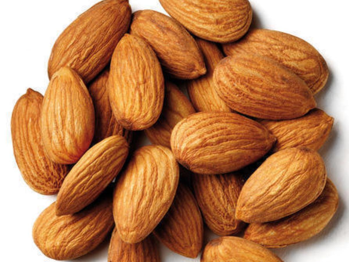 Nutrisi dan gizi dalam almond